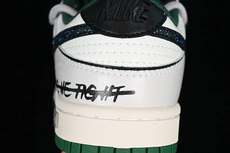 All Categories Nk SB Dunk Series Nk SB Dunk Low Low-top sneakers Nk Dunk Low "Miami Hurricanes" Space Exploration Star Trek Customized version of deconstructed straps retro distressed low-top sneakers DD1391-300